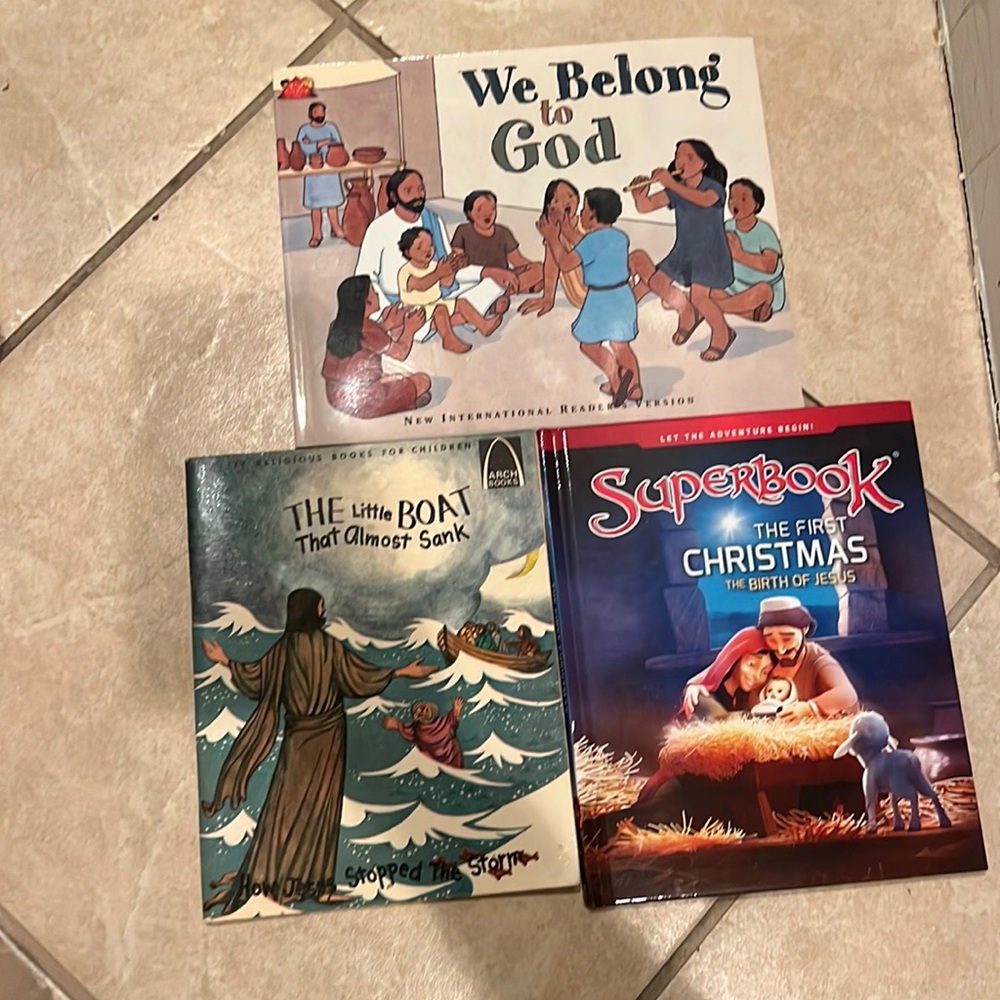 The little boat, that almost sank,the first Christmas, and we belong to God